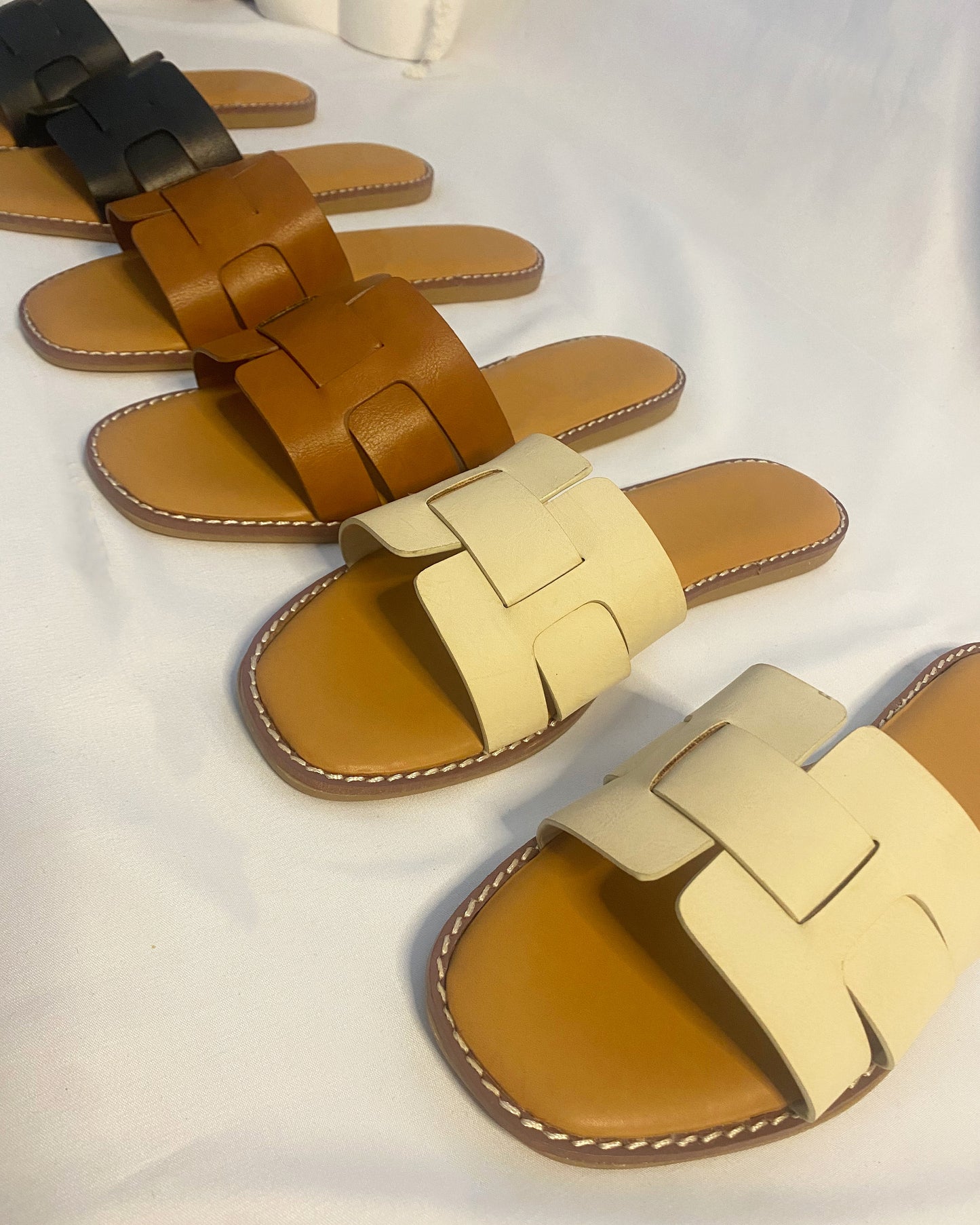 Alma Sandal