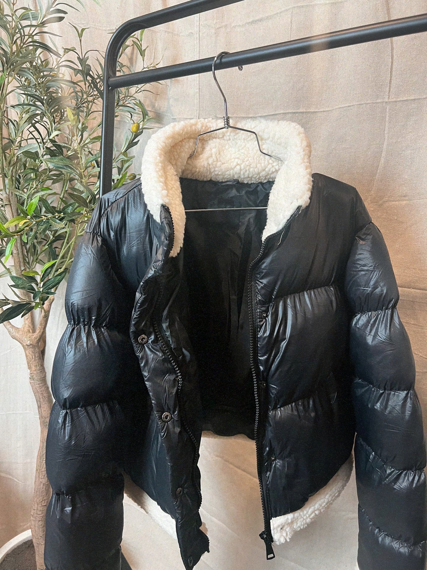 Val Sherpa Puffer Jacket